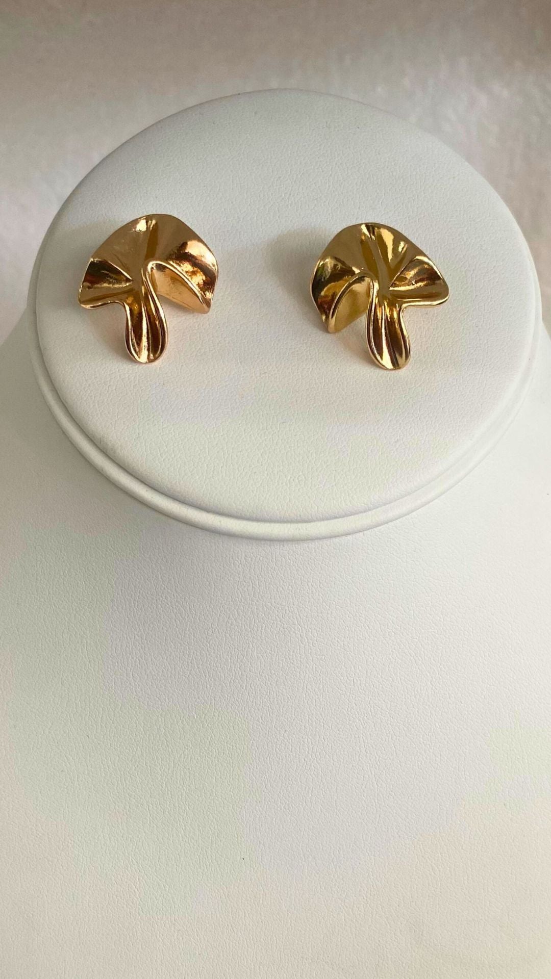 Nova (Gold)