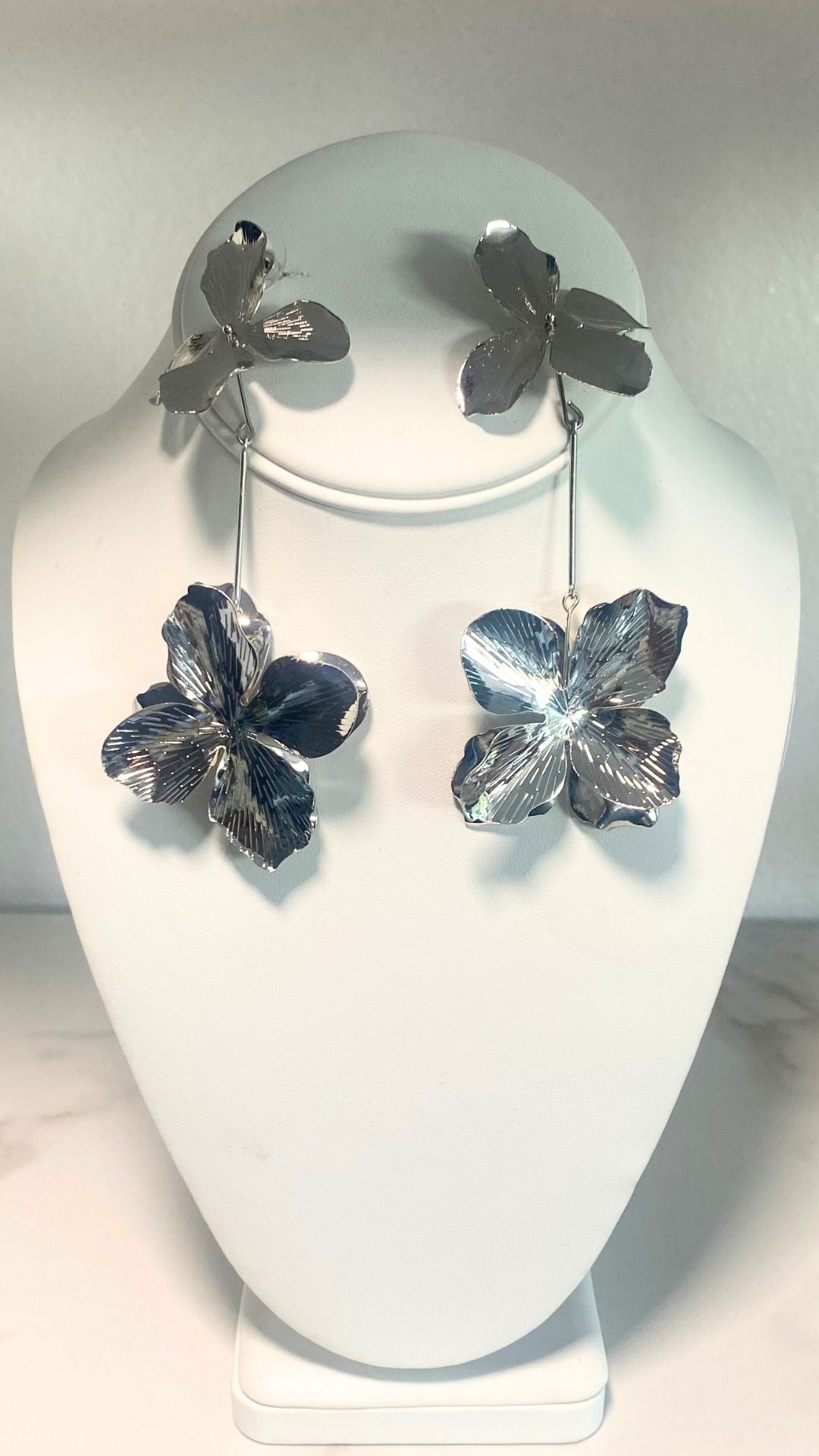 Hanging Flower (Silver)